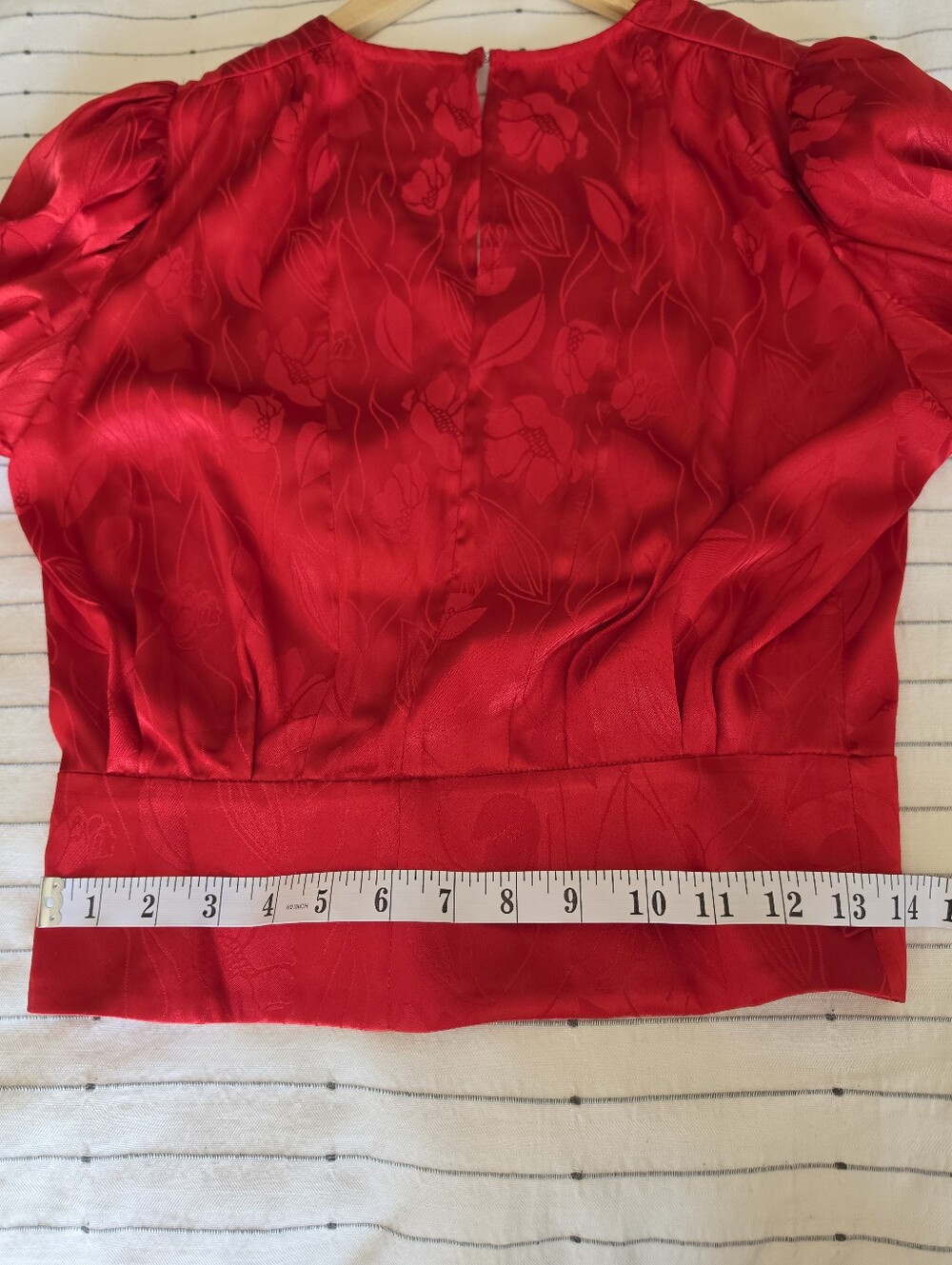 NWOT Rony Kobo Croppes Red Satin V-Neck Blouse with Puff Sleeves - Picture 7 of 15